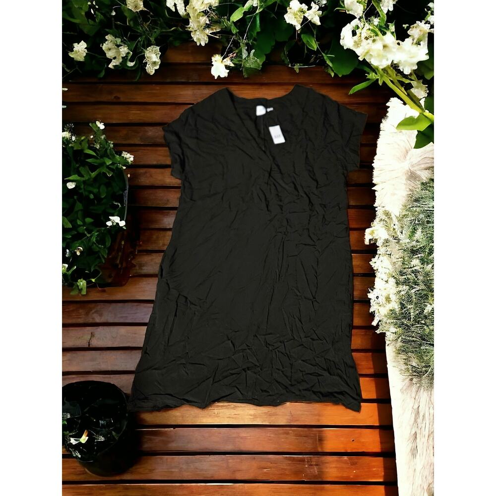 Gap Small Short Sleeve Black Dress